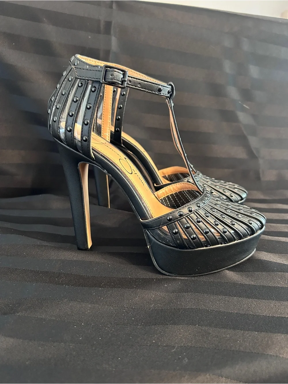 Jessica Simpson Bakir T-Strap Studded Platform Pumps Black 6.5
